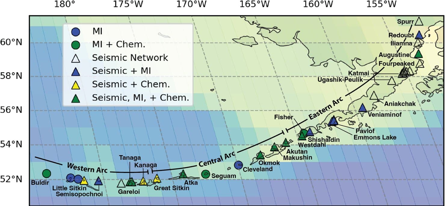 Volcanoes along the Alaska-Aleutian arc and the data available at each. From McKee et al. (2026), Bulletin of Volcanology, CC BY 4.0.